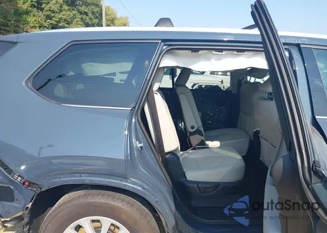 2025 Toyota Grand Highlander Xle from USA, damaged, VIN 5TDAAAA50SS020170